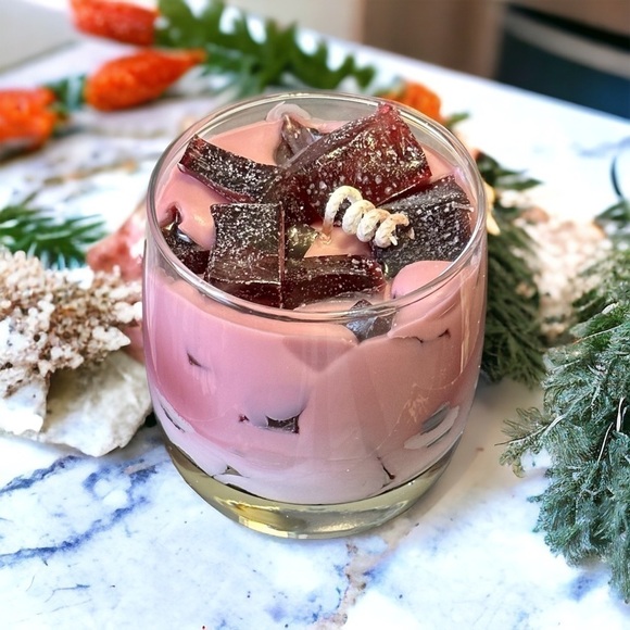 ⚠️SALE Candle // Handmade Purple Cream Drink Shaped Candle SEND OFFERS🥳 - Picture 6 of 6